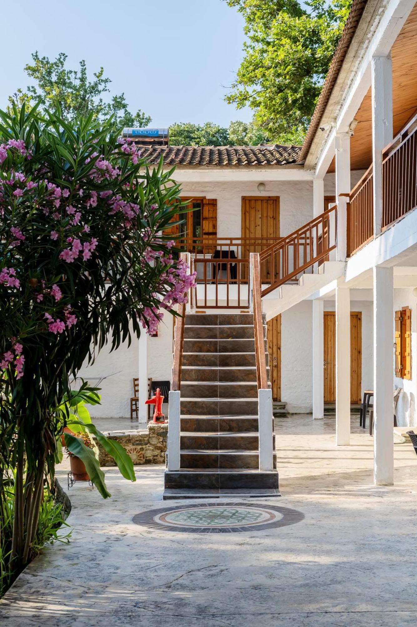 Hotel Kókkinon Nerón 외부 사진